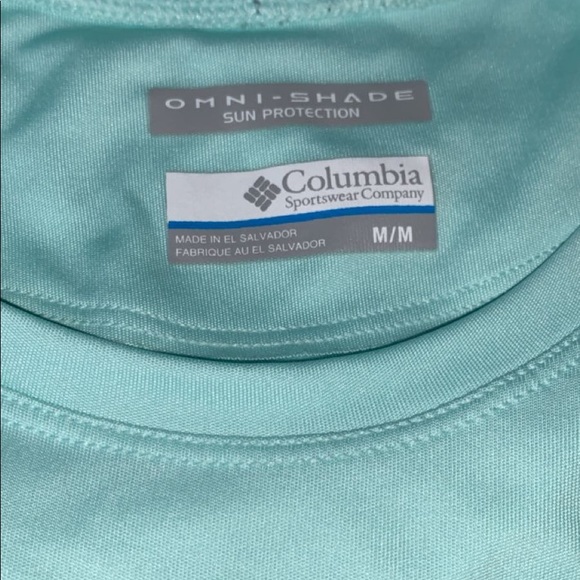 This is a PFG Columbia sun protection shirt - Picture 2 of 4